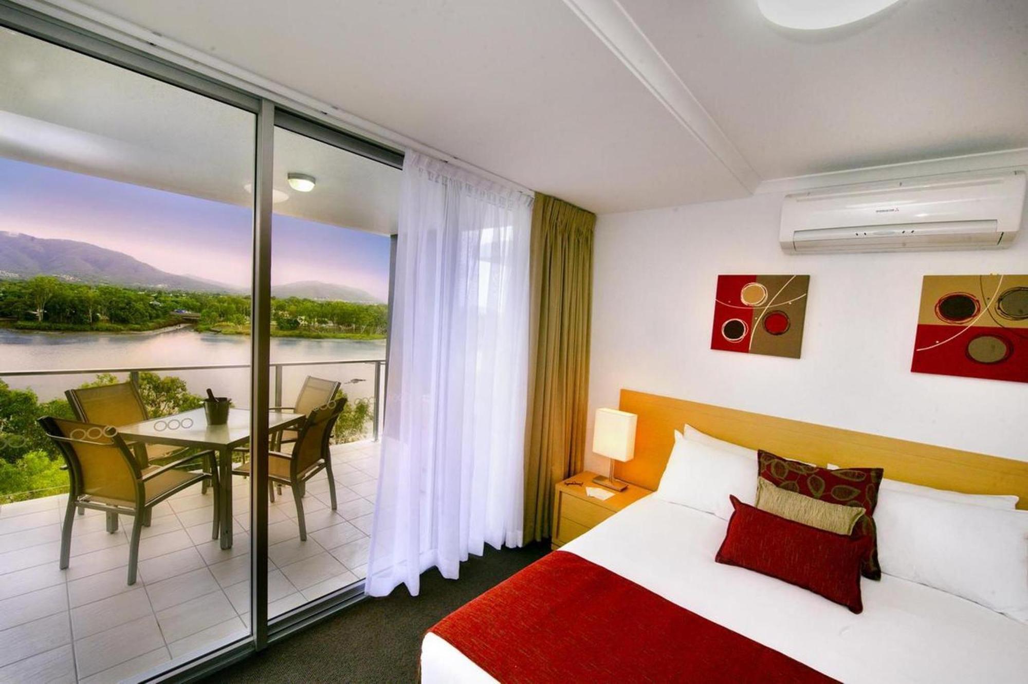 Edge Apartment Hotel Rockhampton Exterior photo